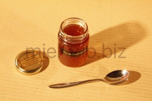 Miel de Chataignier bio pot de 125g ouvert