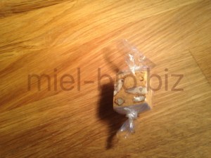 papillote de nougat bio au miel et aux amandes