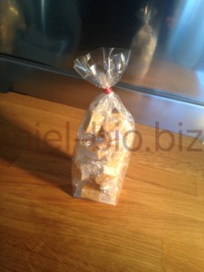 Sachet de papilottes de nougat bio au miel et aux amandes